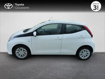 TOYOTA Aygo 1.0 VVT-i 72ch x-play 5p MY21 occasion 2021 - Photo 3