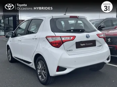 TOYOTA Yaris 100h Dynamic 5p occasion 2018 - Photo 2