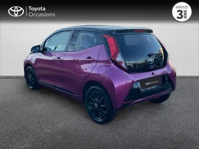 TOYOTA Aygo 1.0 VVT-i 72ch x-cite 5p occasion 2018 - Photo 2