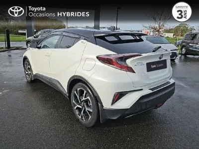 TOYOTA C-HR 122h Collection 2WD E-CVT RC18 occasion 2019 - Photo 2