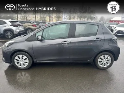 TOYOTA Yaris HSD 100h Dynamic 5p occasion 2013 - Photo 3