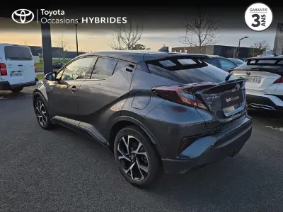 TOYOTA C-HR 122h Collection 2WD E-CVT RC18 occasion 2018 - Photo 2