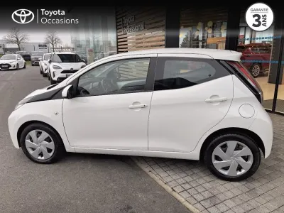 TOYOTA Aygo 1.0 VVT-i 72ch x-play x-shift 5p occasion 2018 - Photo 3