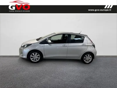 TOYOTA Yaris HSD 100h Dynamic 5p occasion 2014 - Photo 3