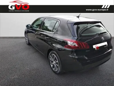 PEUGEOT 308 1.6 e-HDi FAP 115ch Allure 5p occasion 2013 - Photo 2