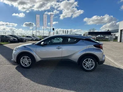 TOYOTA C-HR 184h Dynamic Business 2WD E-CVT + Programme Beyond Zero Academy MY22 occasion 2022 - Photo 3