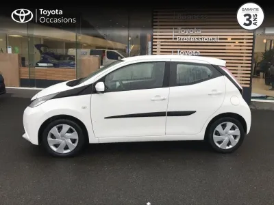 TOYOTA Aygo 1.0 VVT-i 69ch Stop&Start x-play 5p occasion 2014 - Photo 3