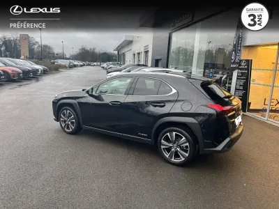 LEXUS UX 250h 2WD Premium Edition MY21 occasion 2021 - Photo 2