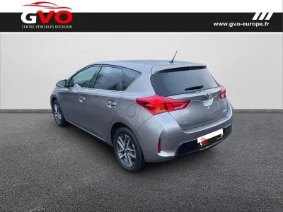 TOYOTA Auris 132 VVT-i Feel! occasion 2015 - Photo 2