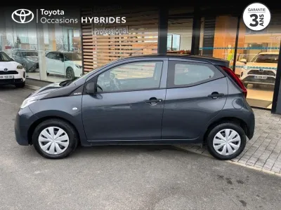 TOYOTA Aygo 1.0 VVT-i 72ch x 5P MY19 occasion 2020 - Photo 3