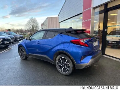 TOYOTA C-HR 122h Design 2WD E-CVT RC18 occasion 2019 - Photo 2