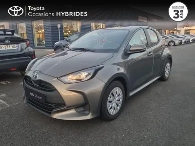 TOYOTA C-HR 184h Distinctive 2WD E-CVT MY20 occasion 2022 - Photo 1