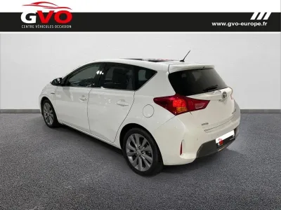 TOYOTA Auris HSD 136h Dynamic 15 5p occasion 2013 - Photo 2