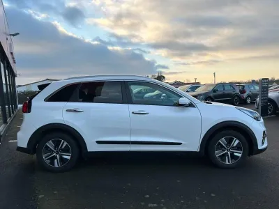 KIA Niro 1.6 GDi 105ch ISG + électrique 43.5ch Active DCT6 occasion 2020 - Photo 4