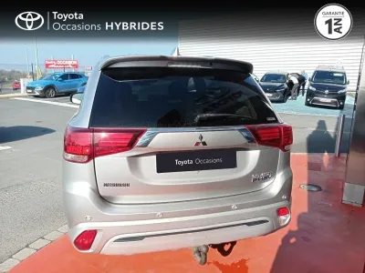 MITSUBISHI Outlander PHEV Twin Motor Business 4WD Euro6d-T EVAP 5cv occasion 2019 - Photo 4